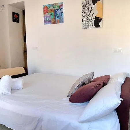 Isamar Apartamento Calella